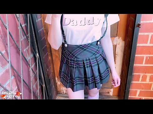 ❤️ Schoolgirl Sucks nws dick tob thiab fucks es tsis txhob ntawm chav kawm. ❤️❌ Liab porn ntawm peb