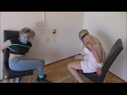❤️ Kev quav yeeb quav tshuaj / khi thiab gagged / damsel nyob rau hauv kev nyuaj siab ❤️❌ Liab porn ntawm peb